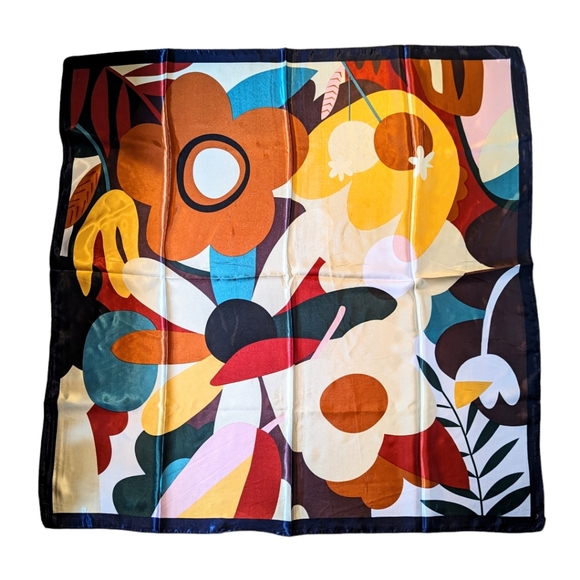 ✨NWOT Large, Lightweight Silky Scarf - Picture 3 of 4